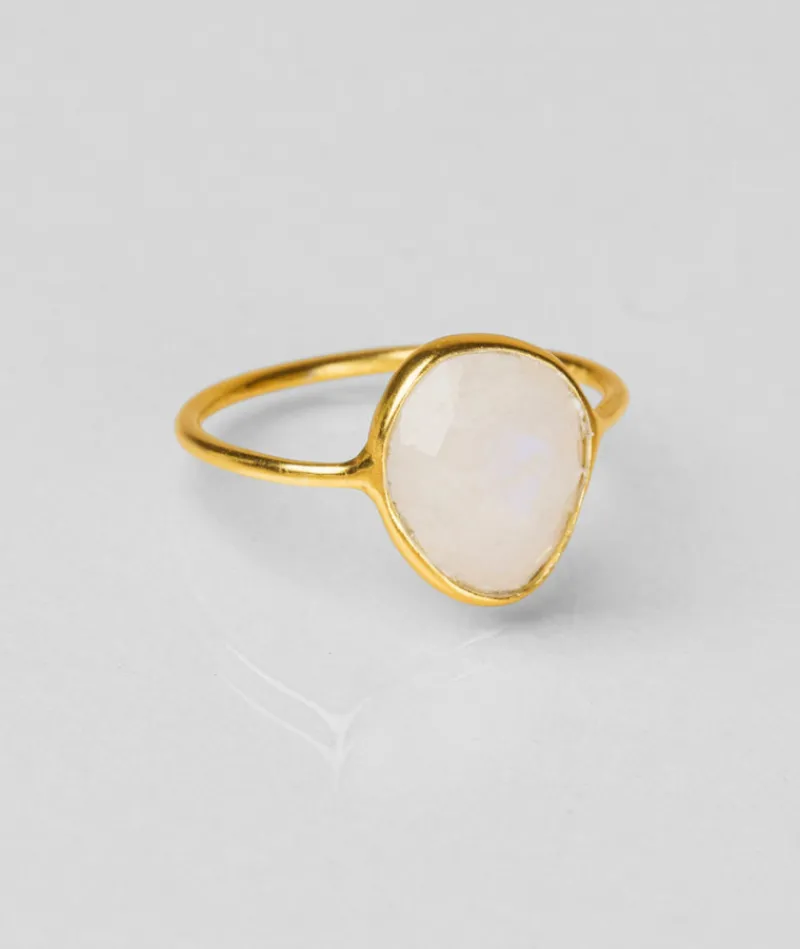 bague_ovale_pierre_de_lun_0.webp Bague Ovale Pierre De Lune^Une A Une New