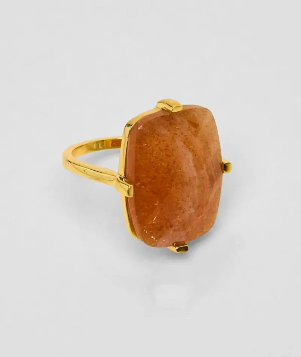 Bague Rectangle Pierre De Soleil^Une A Une Sale